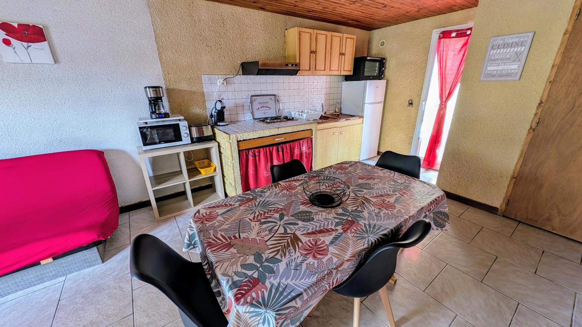 Gite La Capelle Roquefort Des Corbieres Sigean Narbonne Aude الغرفة الصورة