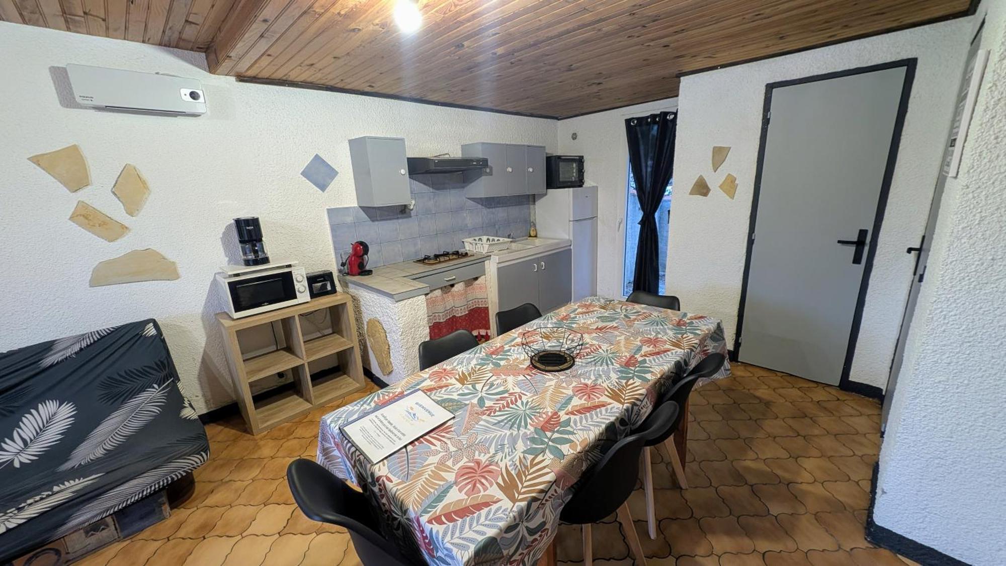 Gite La Capelle Roquefort Des Corbieres Sigean Narbonne Aude الغرفة الصورة